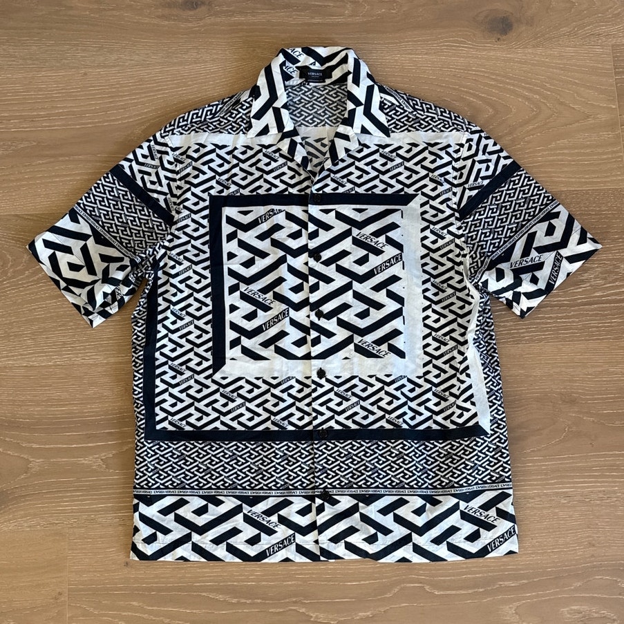 Versace Short Sleeve Shirt Geometric La Greca Size 48 Black White